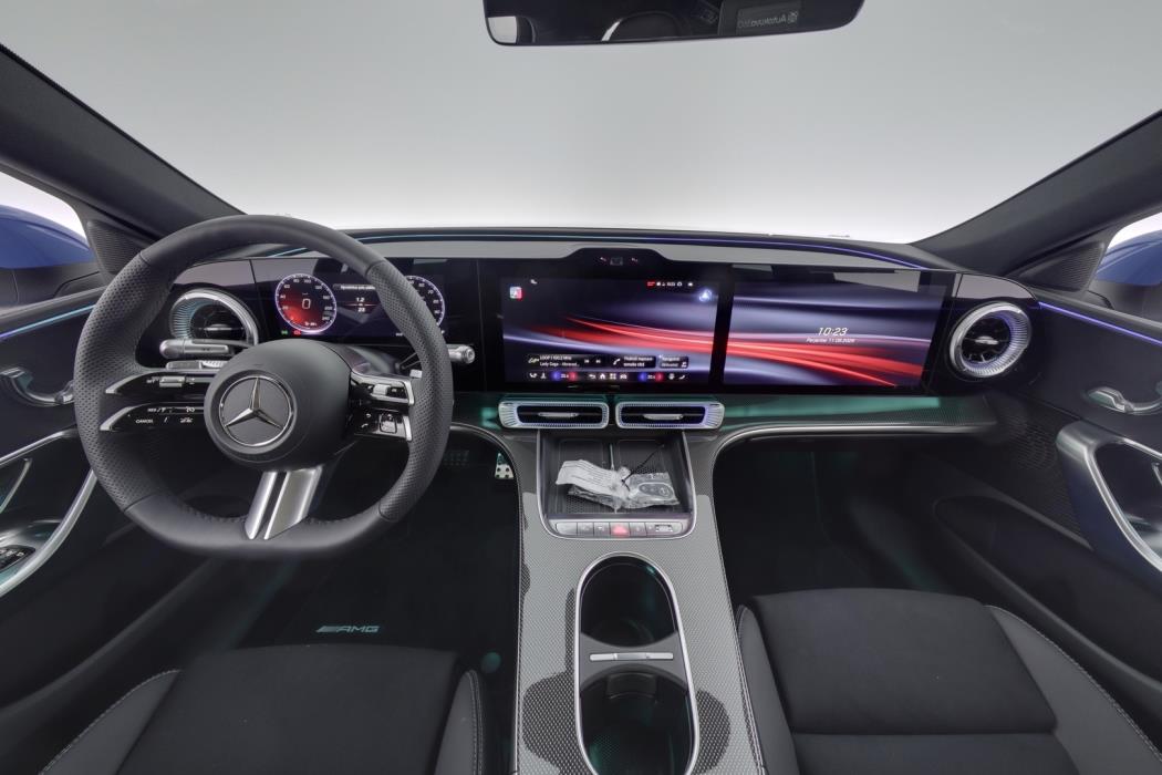 MERCEDES-BENZ C 2026
