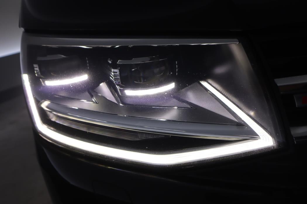 VOLKSWAGEN Transporter 2017