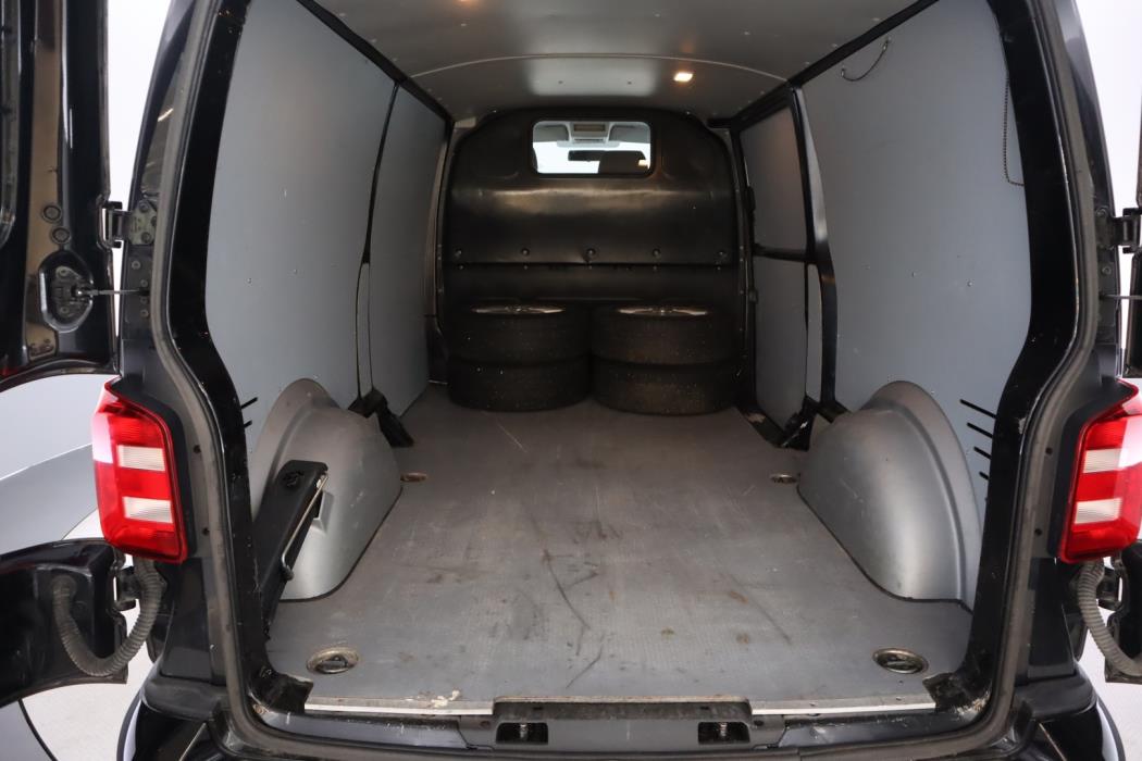 VOLKSWAGEN Transporter 2017