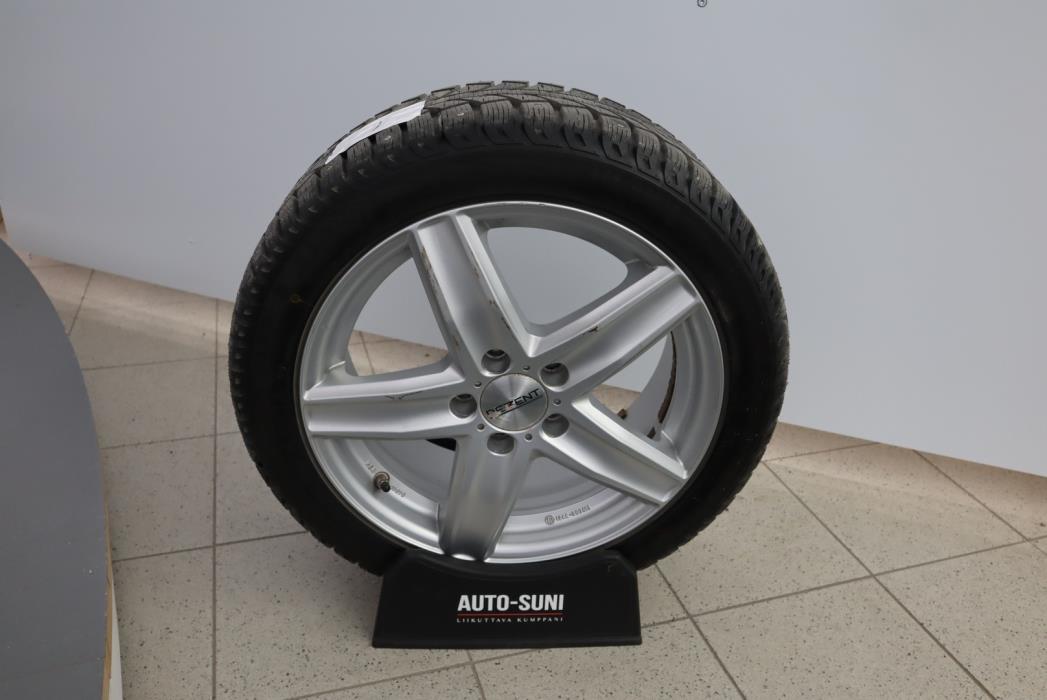 MERCEDES-BENZ CLA 2016