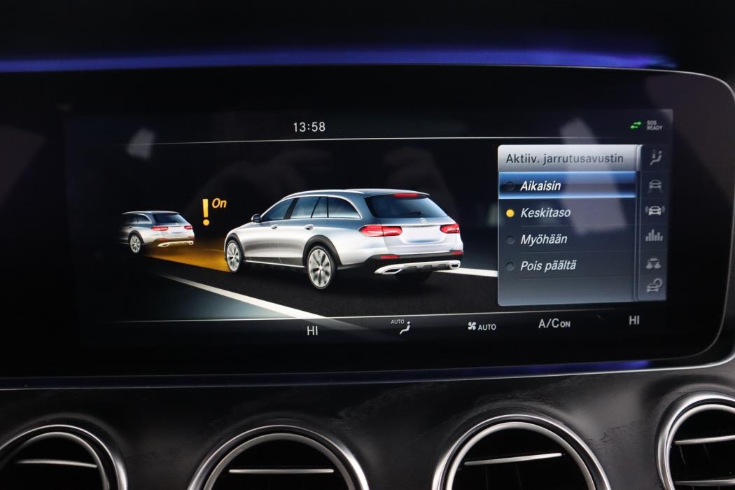 MERCEDES-BENZ E 2017