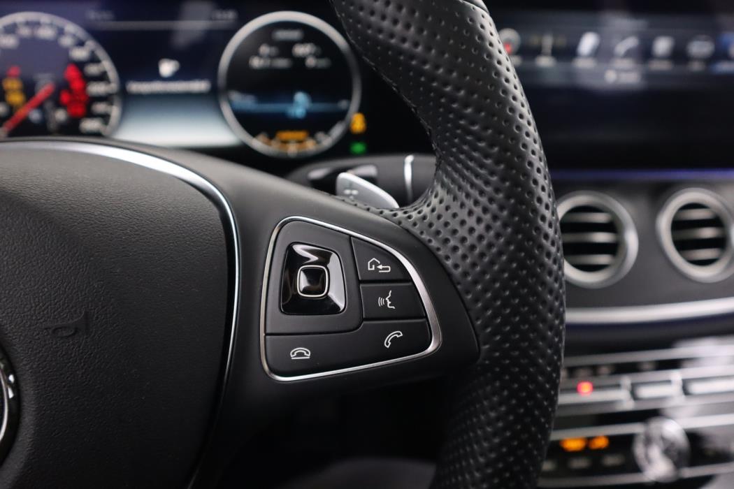 MERCEDES-BENZ E 2017