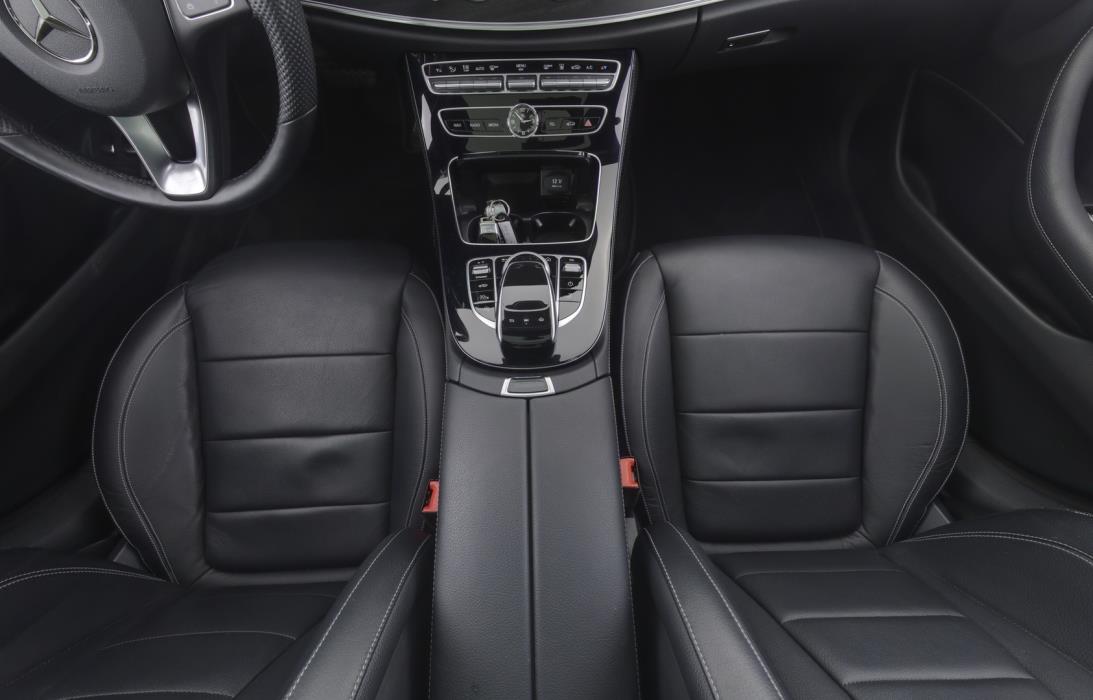 MERCEDES-BENZ E 2017