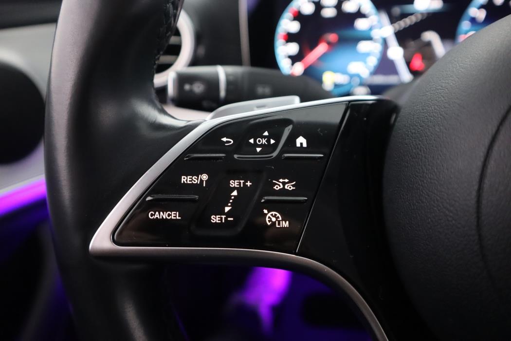MERCEDES-BENZ E 2021