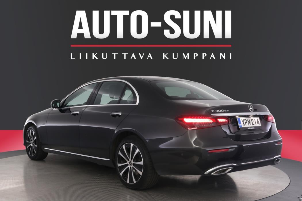 MERCEDES-BENZ E 2021