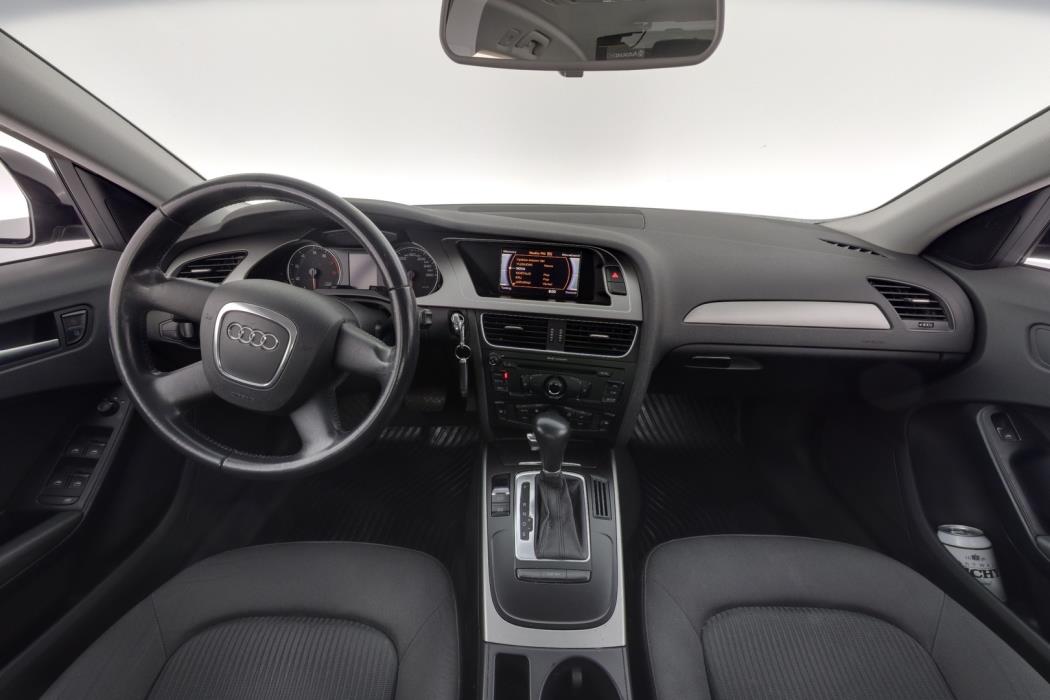 AUDI A4 2009