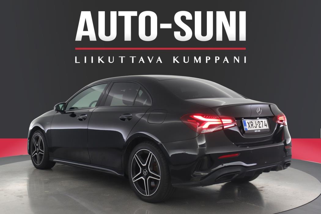 MERCEDES-BENZ A 2020