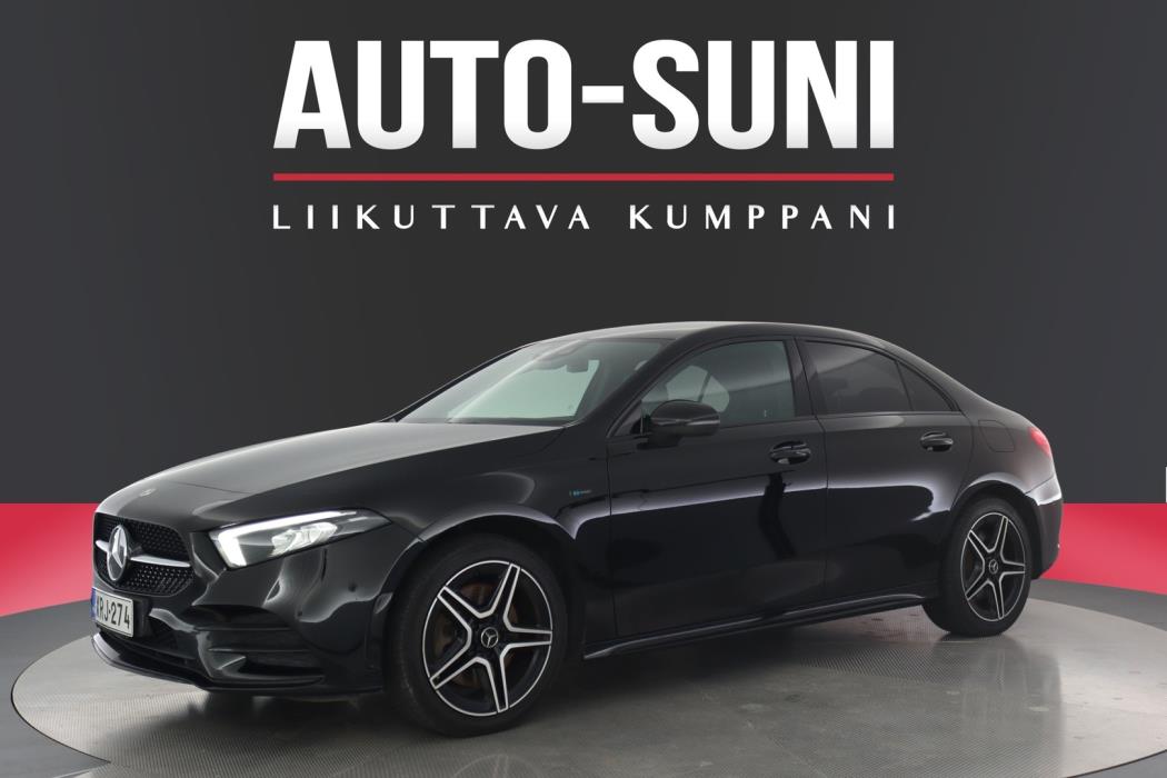 MERCEDES-BENZ A 2020