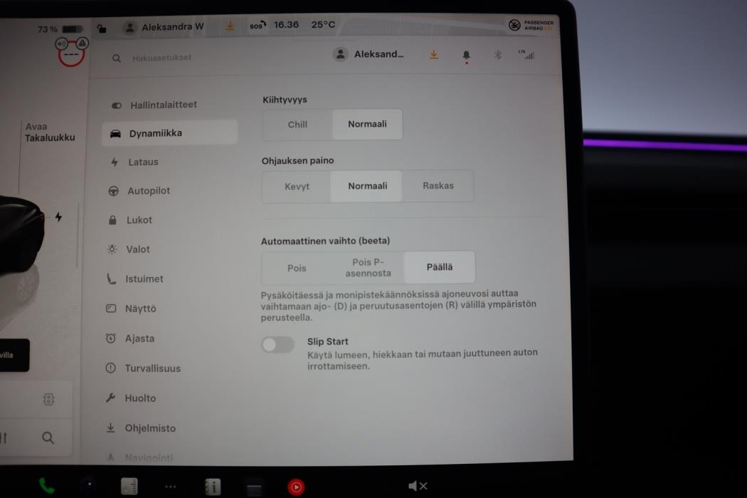 TESLA Model 3 2024