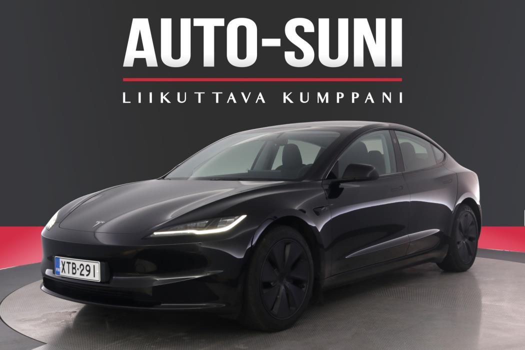 TESLA Model 3 2024