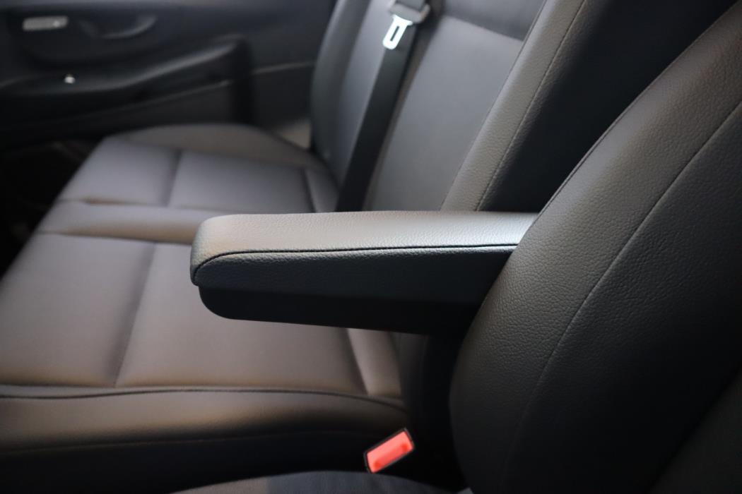 MERCEDES-BENZ Vito 2025