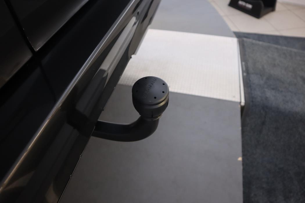 MERCEDES-BENZ Vito 2025