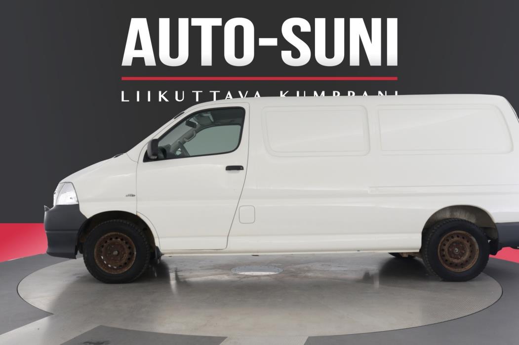 TOYOTA Hiace 2011