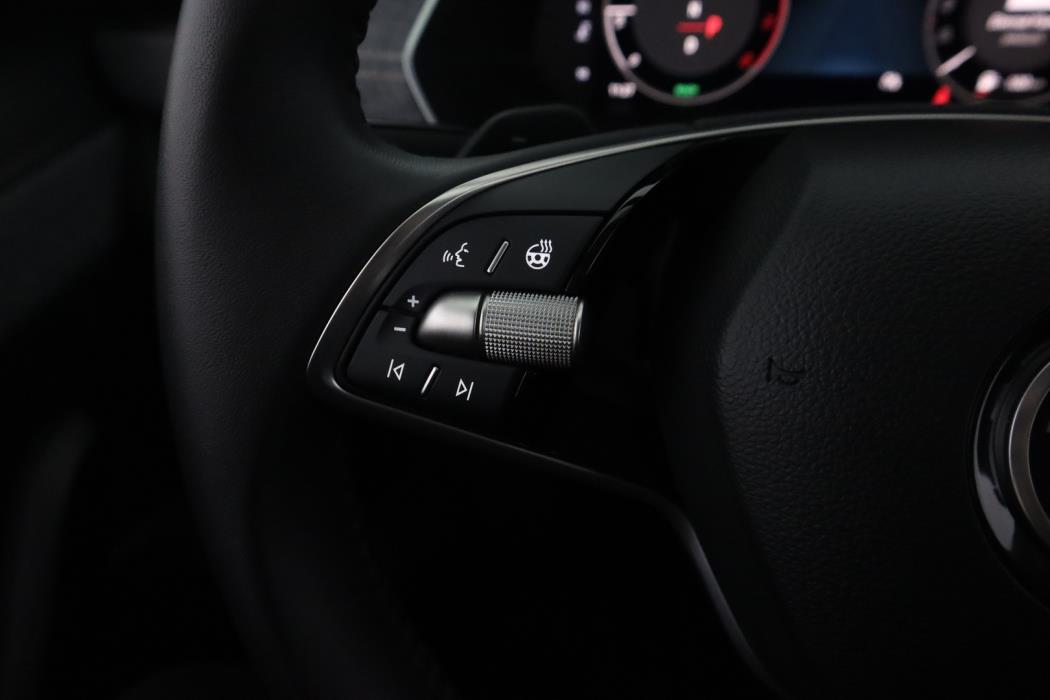 SKODA Octavia 2025