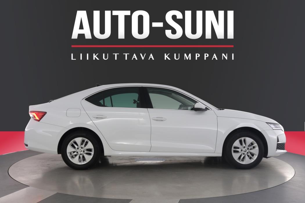 SKODA Octavia 2025