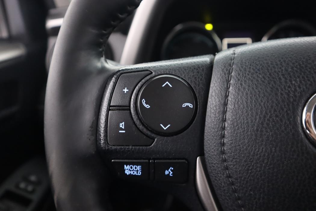 TOYOTA RAV4 2018