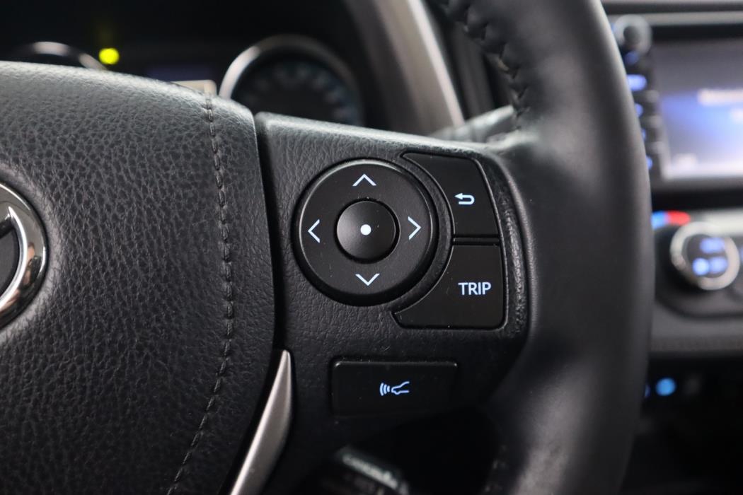 TOYOTA RAV4 2018