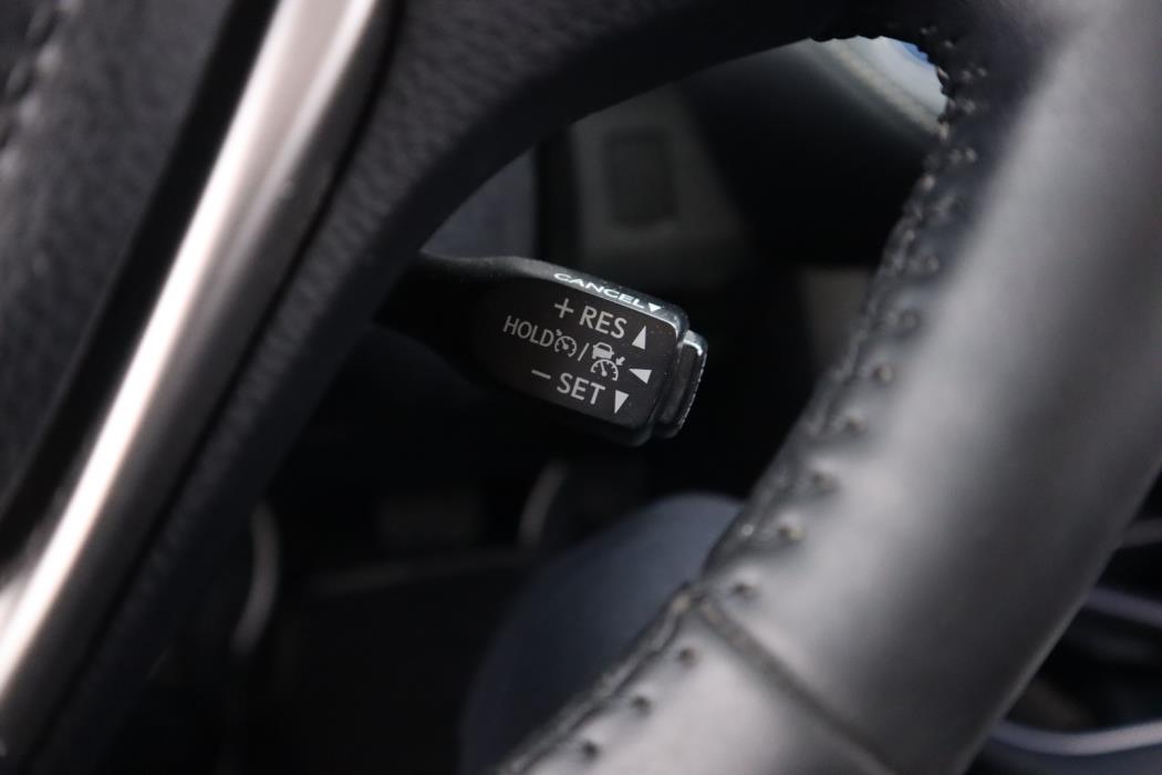 TOYOTA RAV4 2018