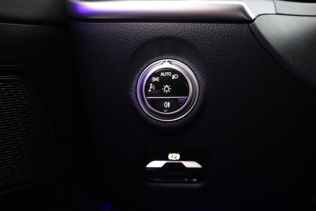 MERCEDES-BENZ C 2022
