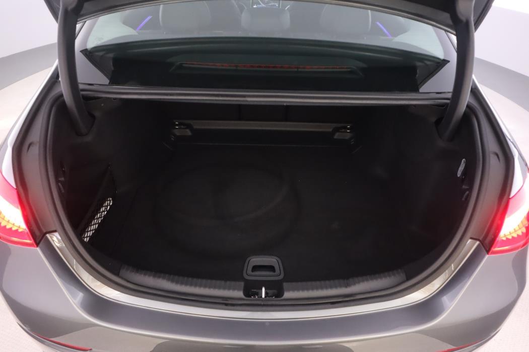 MERCEDES-BENZ C 2022