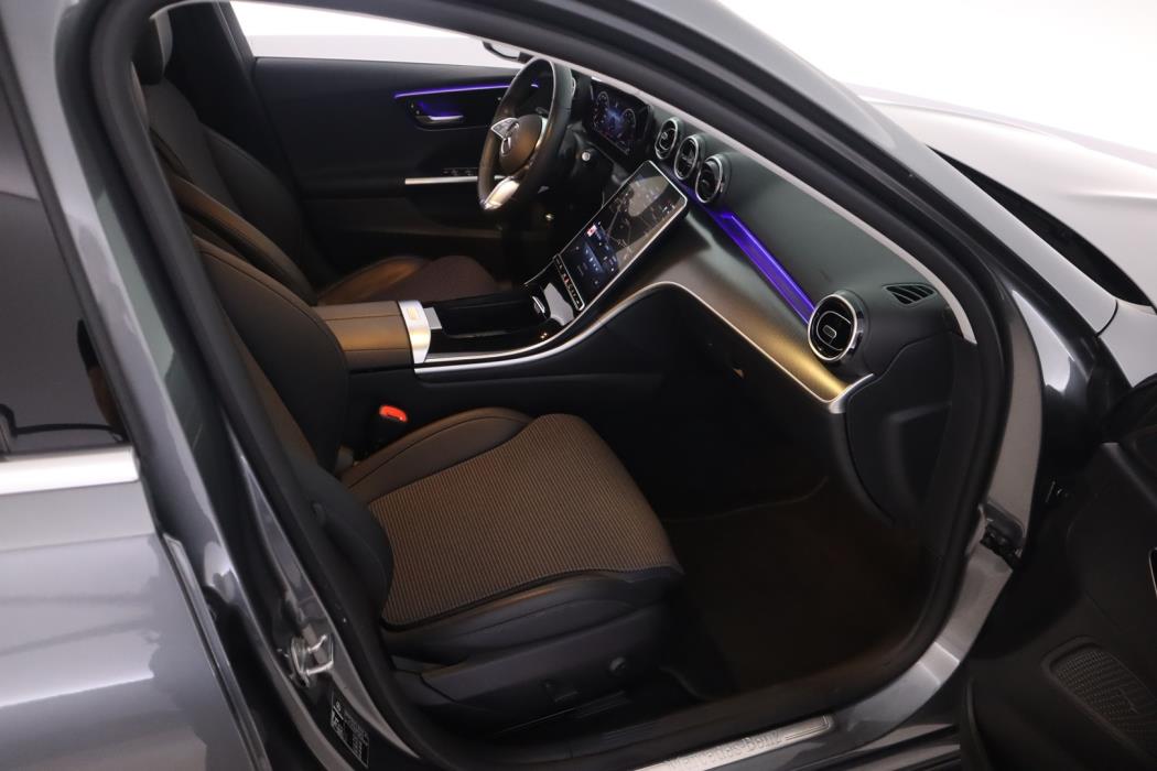 MERCEDES-BENZ C 2022