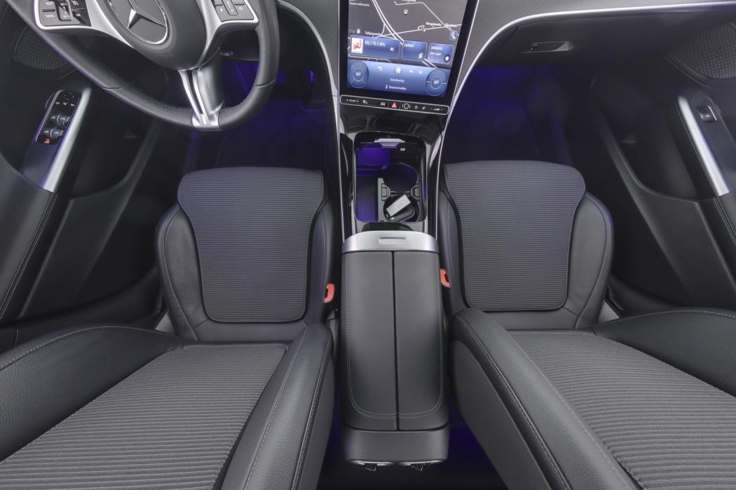 MERCEDES-BENZ C 2022