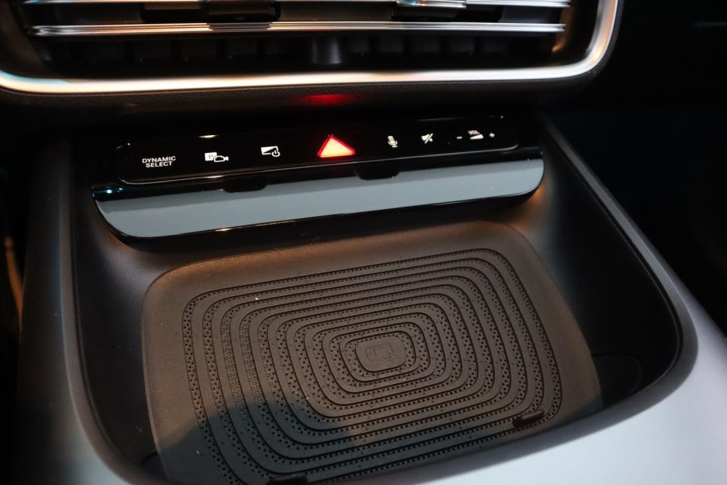 MERCEDES-BENZ CLA 2026