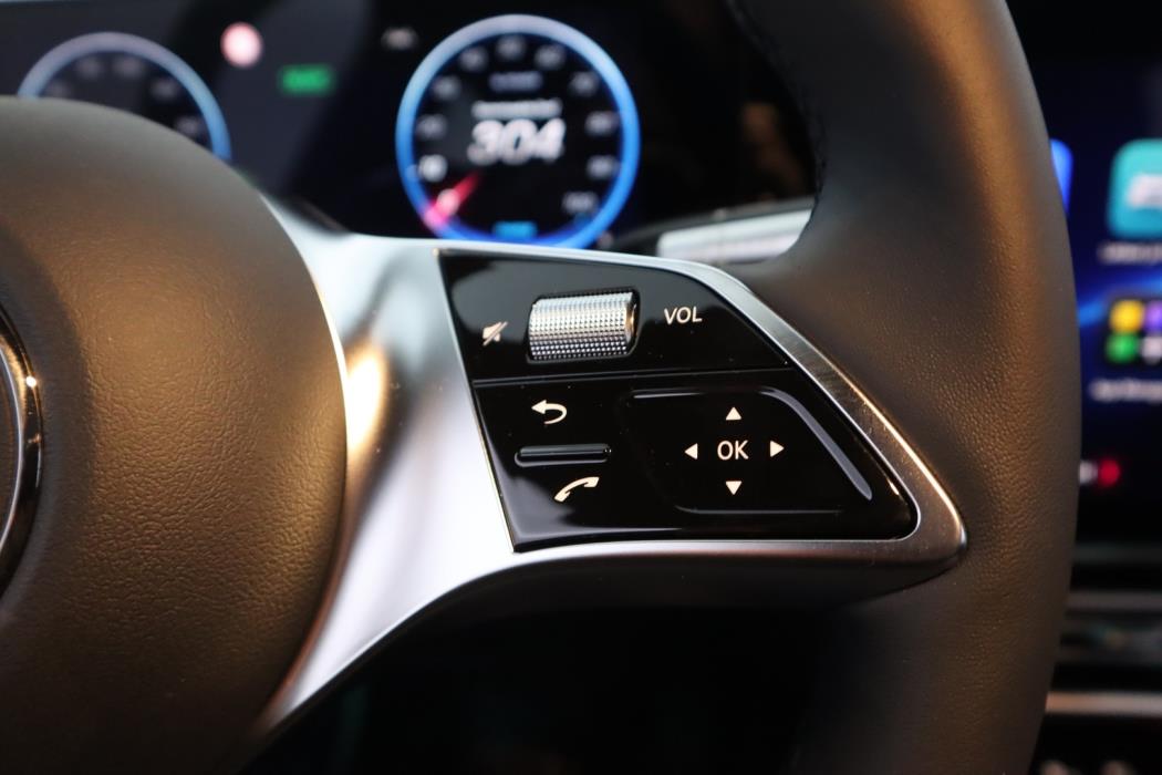 MERCEDES-BENZ CLA 2026