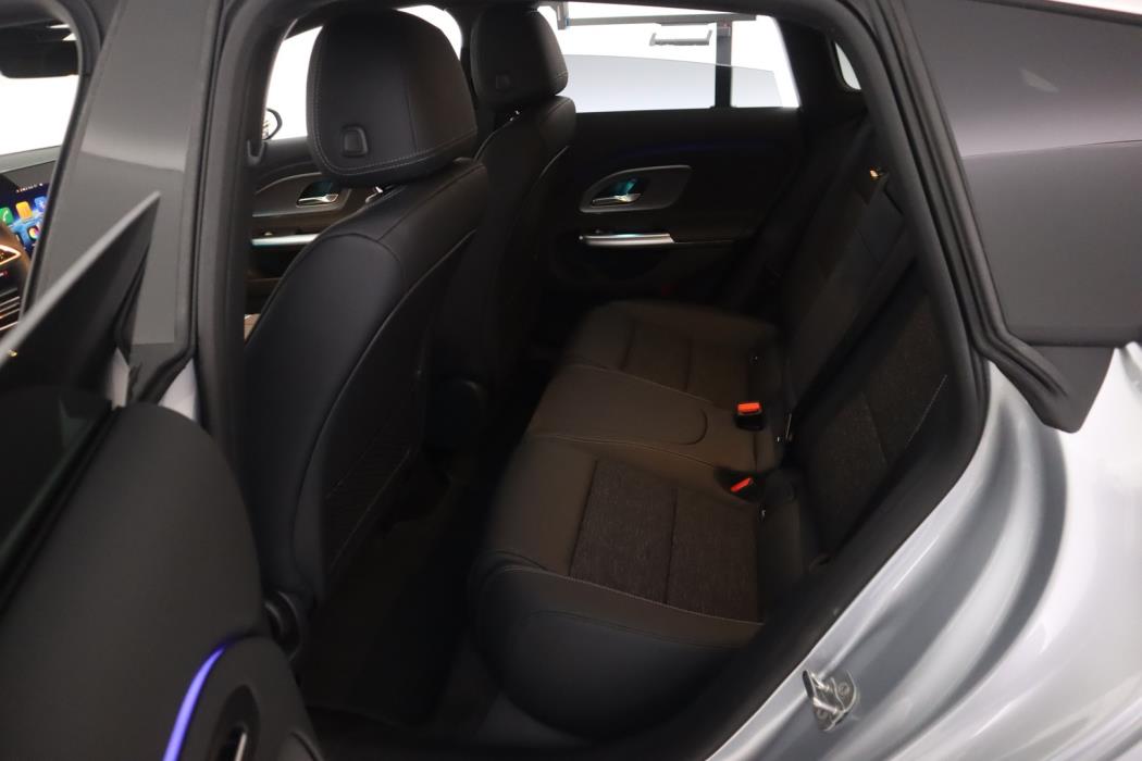 MERCEDES-BENZ CLA 2026