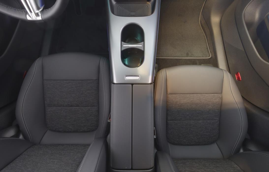 MERCEDES-BENZ CLA 2026