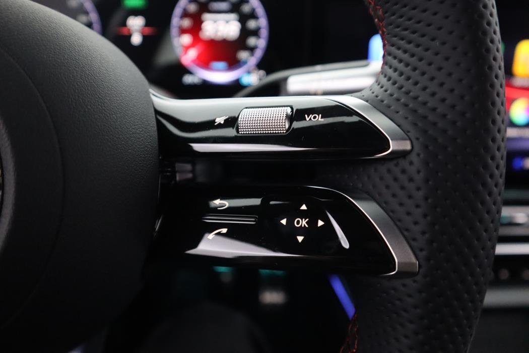 MERCEDES-BENZ CLA 2026