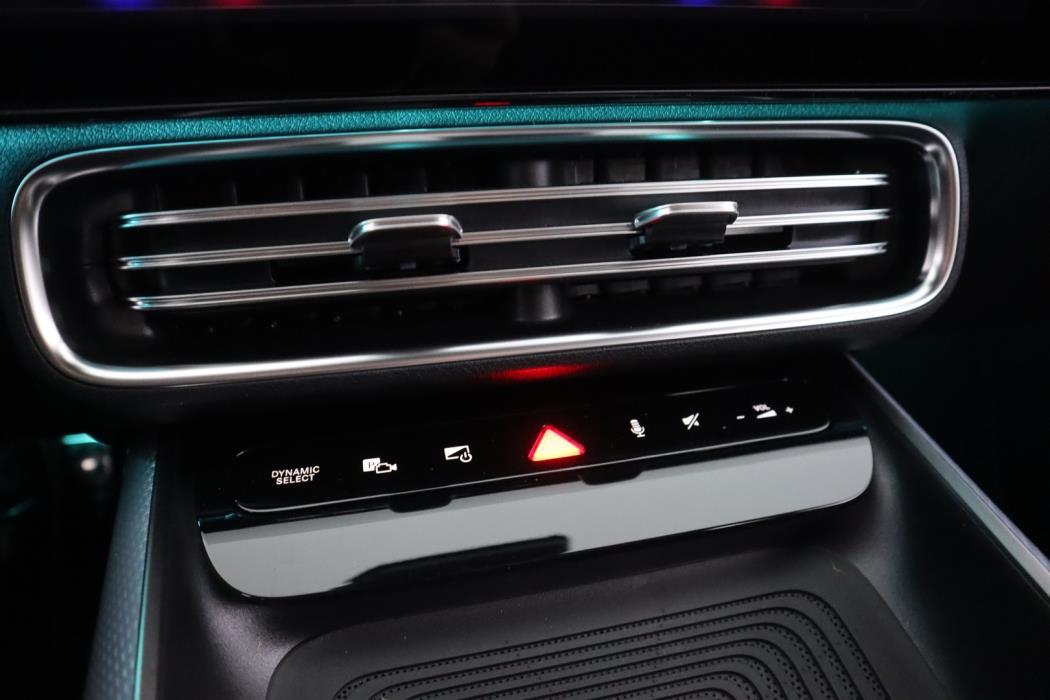 MERCEDES-BENZ CLA 2026