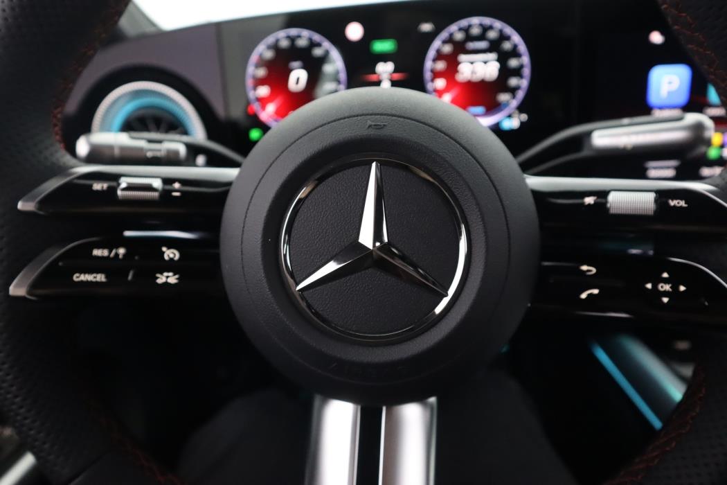 MERCEDES-BENZ CLA 2026