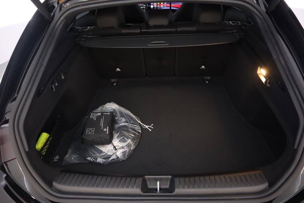 MERCEDES-BENZ CLA 2026