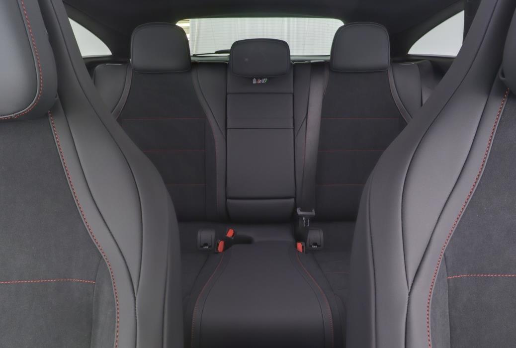 MERCEDES-BENZ CLA 2026