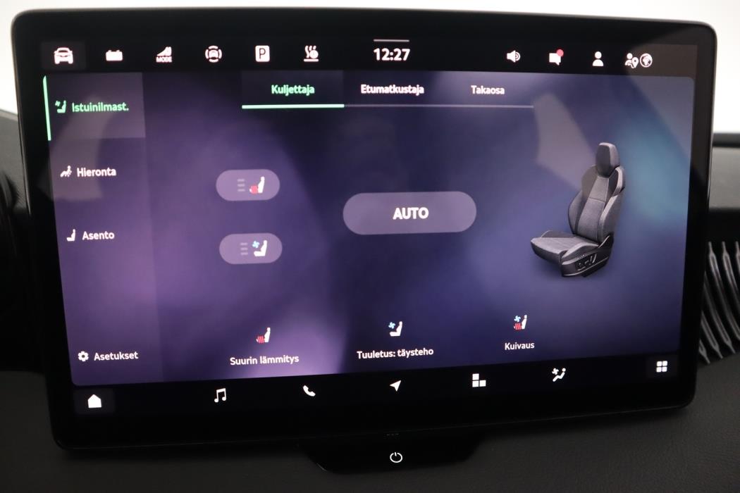 SKODA Superb 2025
