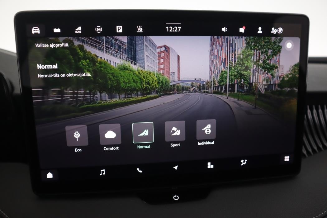 SKODA Superb 2025