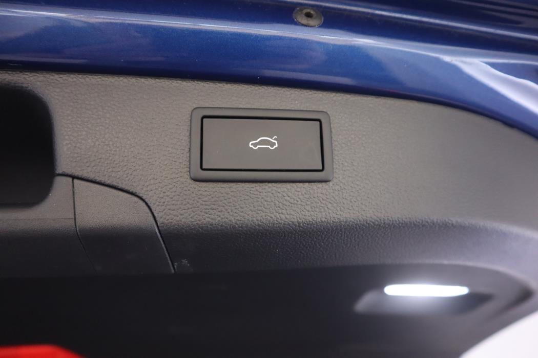 SKODA Superb 2025