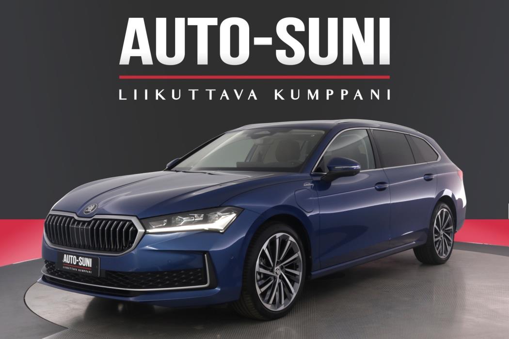 SKODA Superb 2025