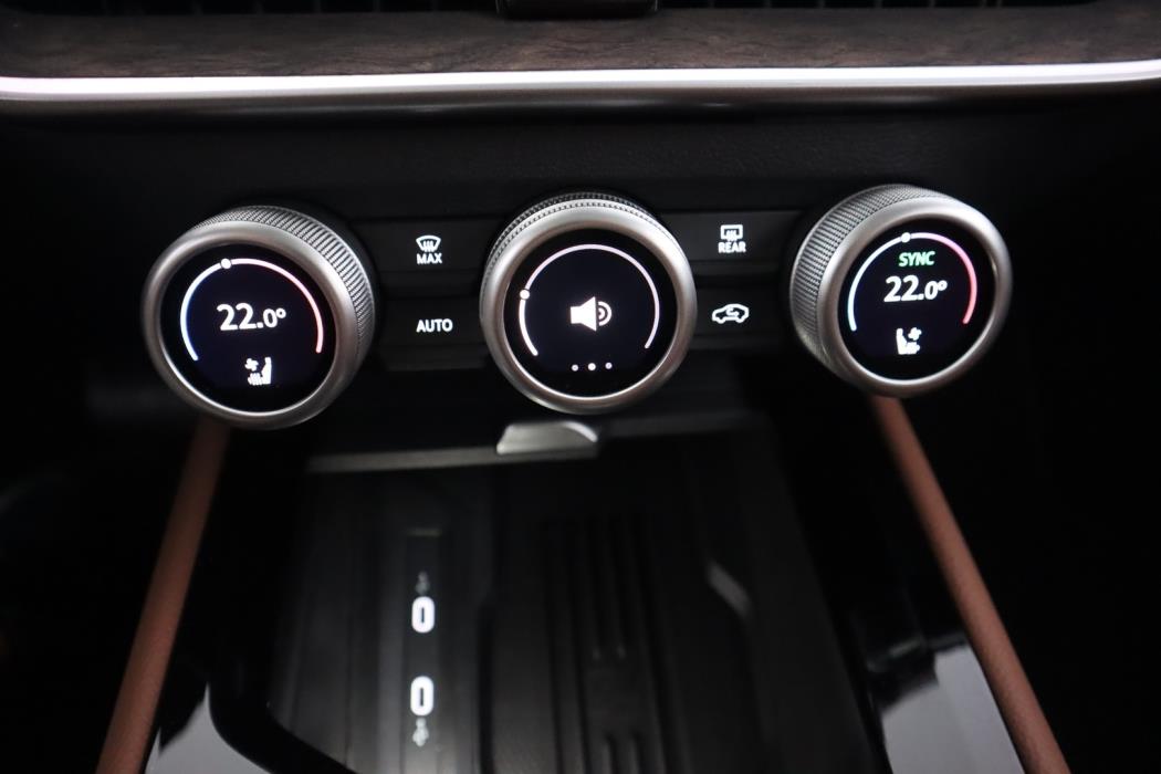 SKODA Superb 2025