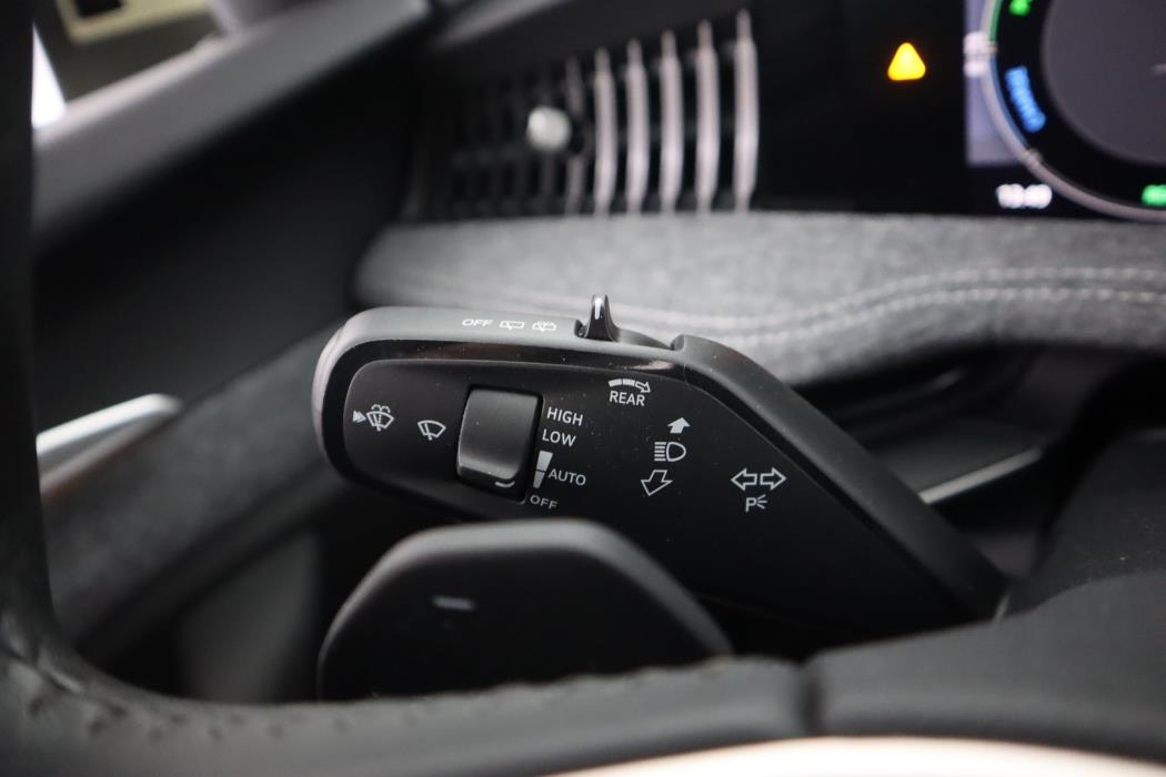 SKODA Superb 2025