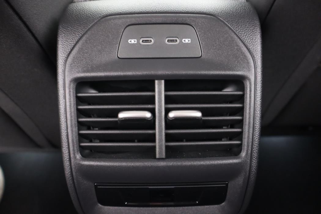 SKODA Superb 2025
