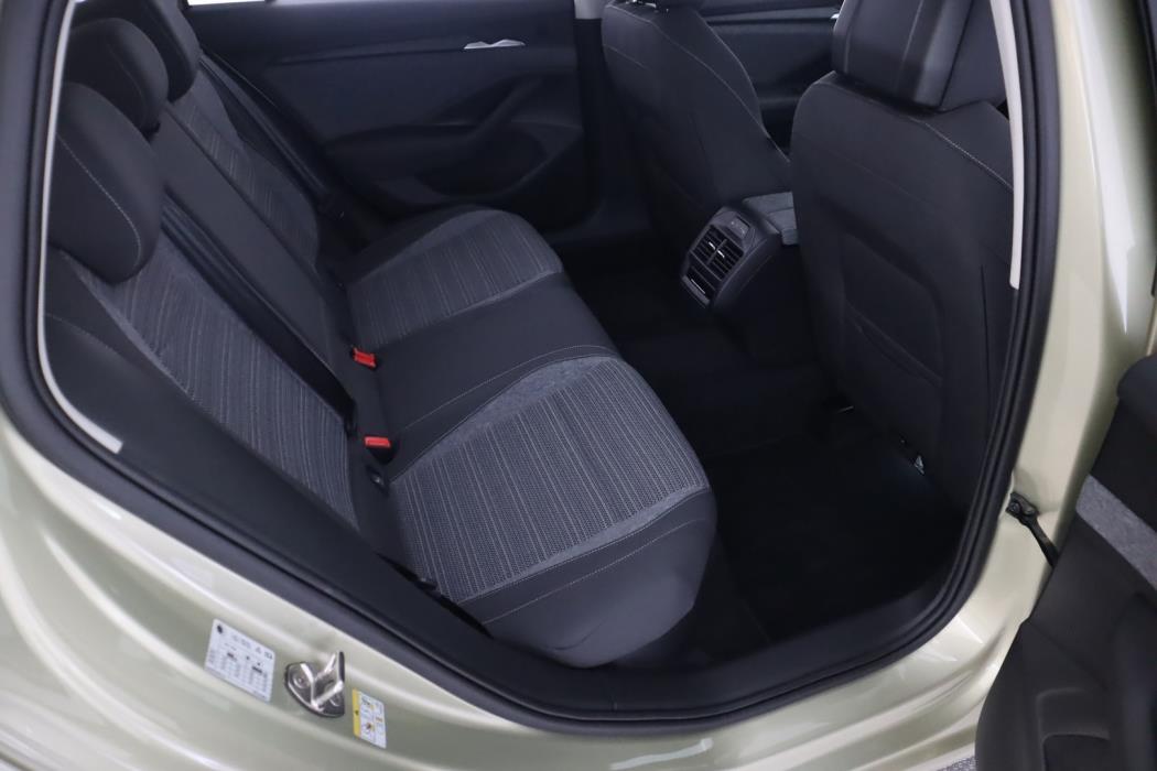 SKODA Superb 2025