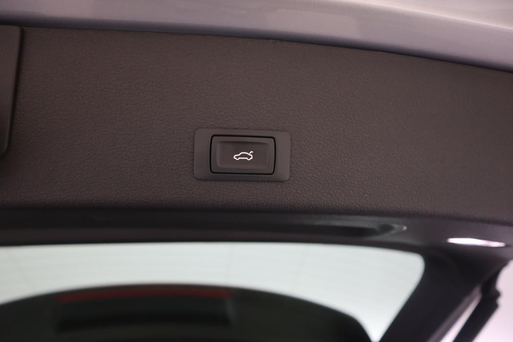 AUDI e-tron 2023
