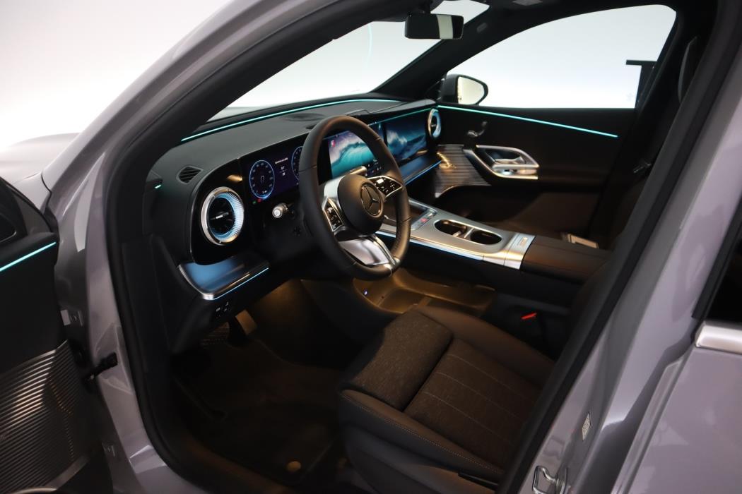 MERCEDES-BENZ GLC 2026