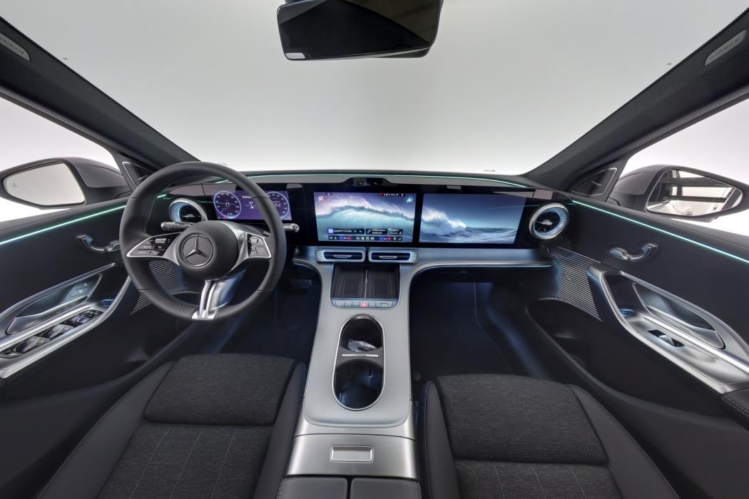 MERCEDES-BENZ GLC 2026