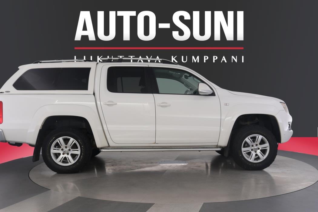 VOLKSWAGEN Amarok 2013