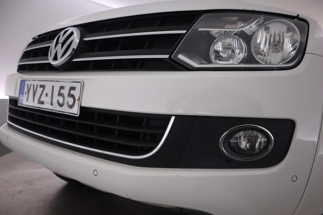 VOLKSWAGEN Amarok 2013