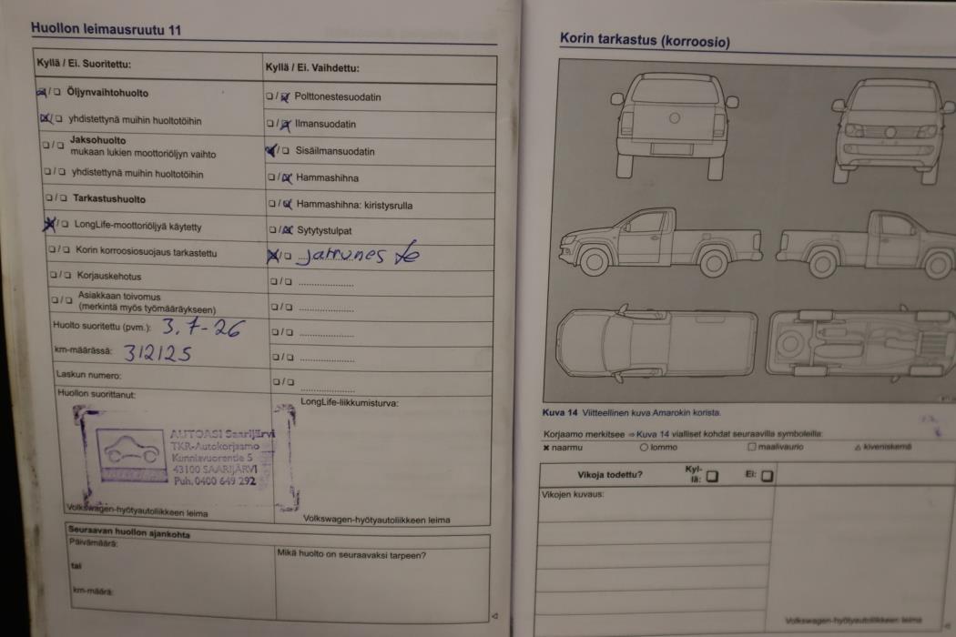 VOLKSWAGEN Amarok 2013