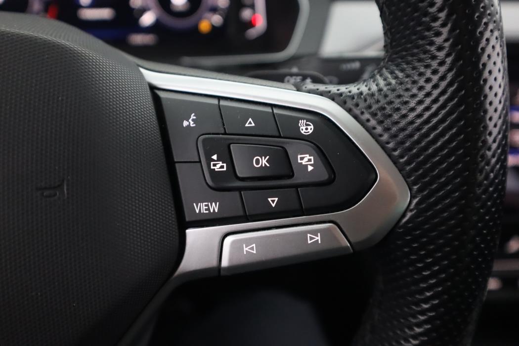 VOLKSWAGEN Passat 2020